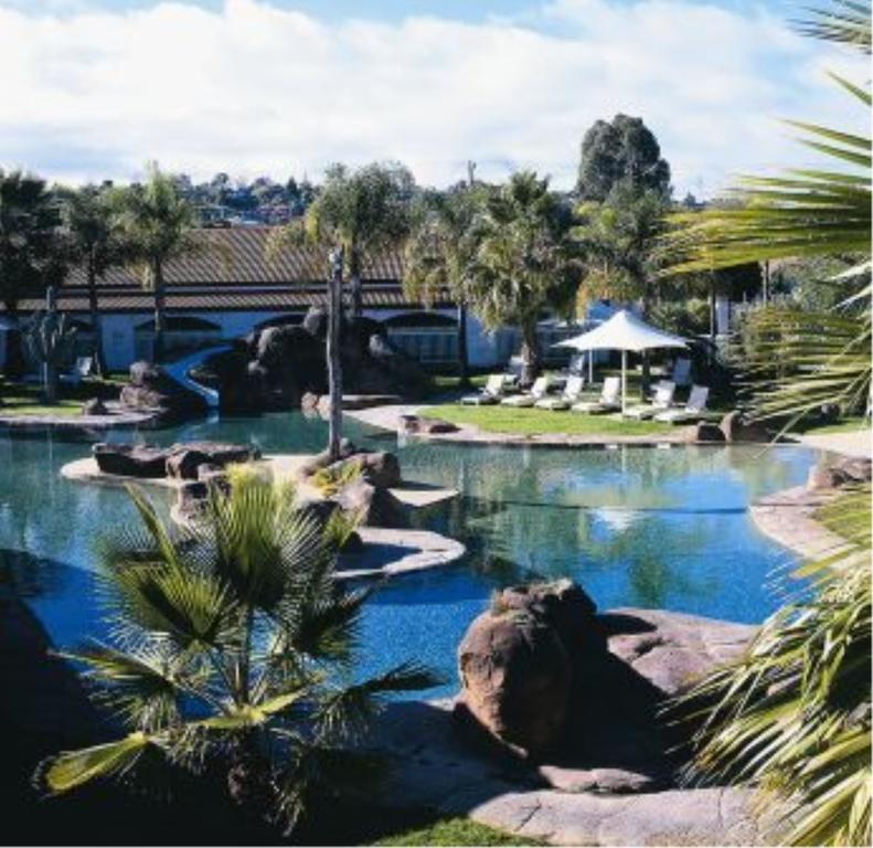Quality Resort Siesta Албъри Екстериор снимка