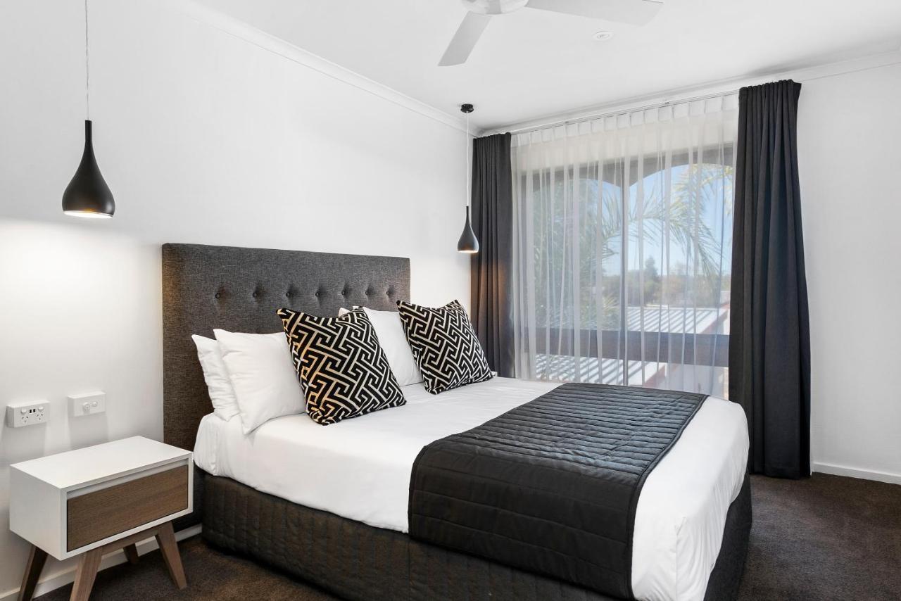 Quality Resort Siesta Албъри Екстериор снимка