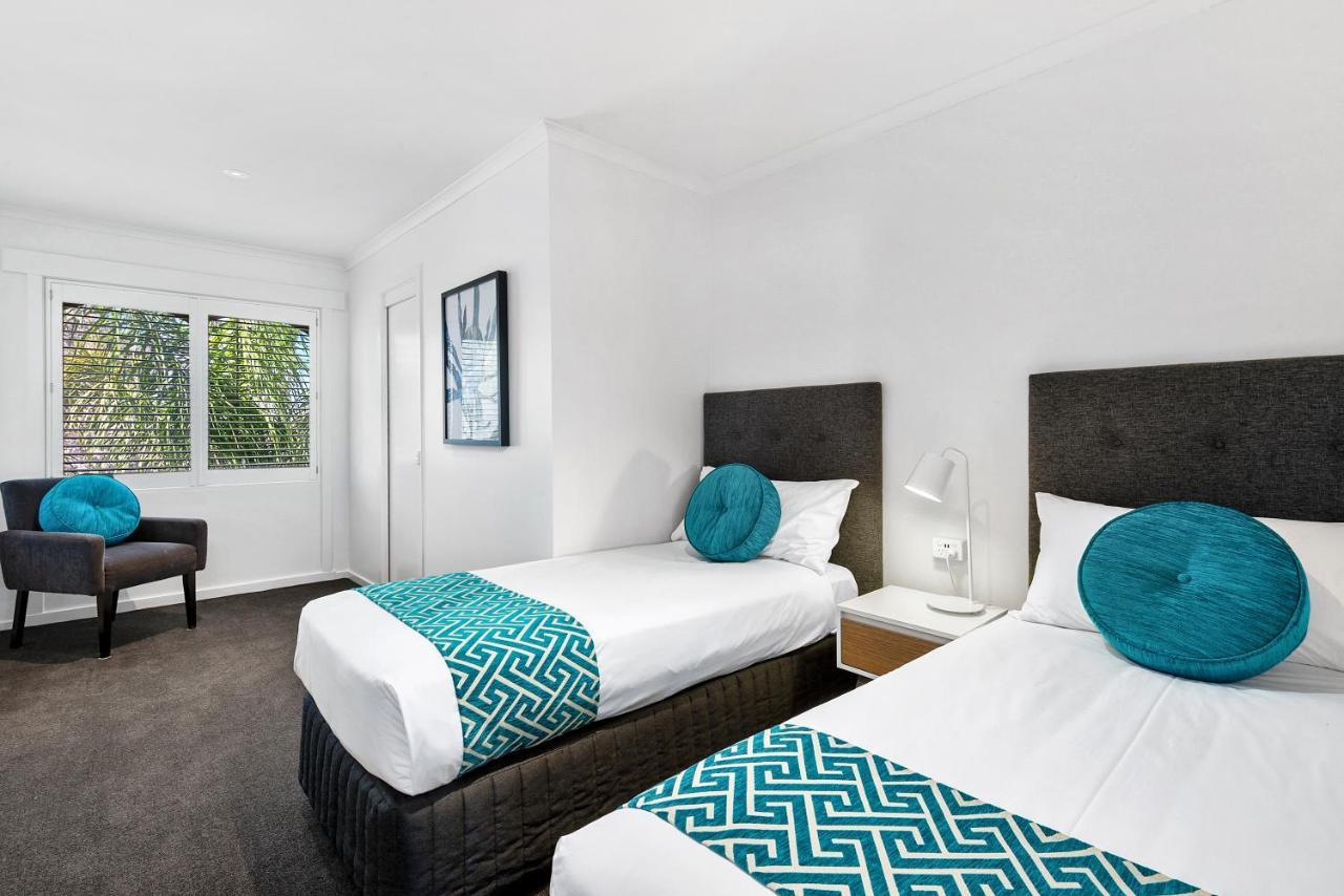 Quality Resort Siesta Албъри Екстериор снимка